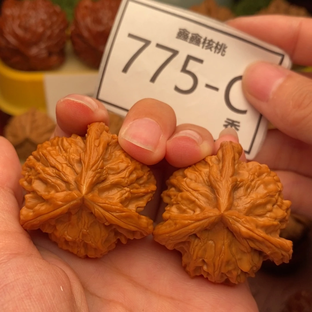 文玩核桃把件盘山奔38……