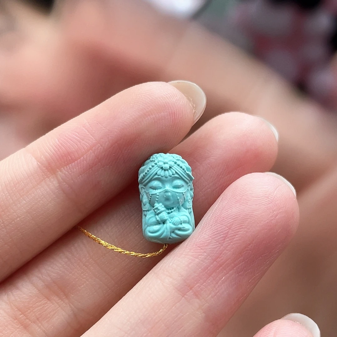 绿松石未镶嵌颈饰