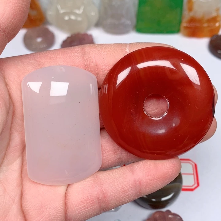 玛瑙/玉髓颈饰未镶嵌心**恒