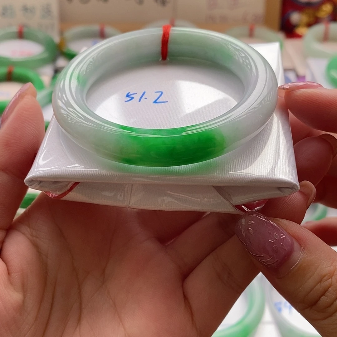 翡翠未镶嵌手镯6号