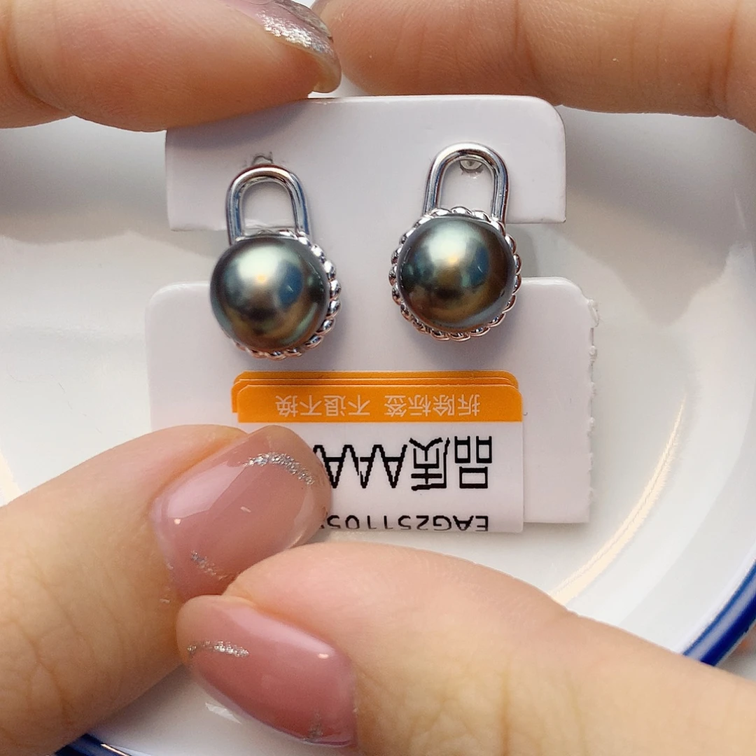 耳饰银S925镶嵌海水珍珠w42