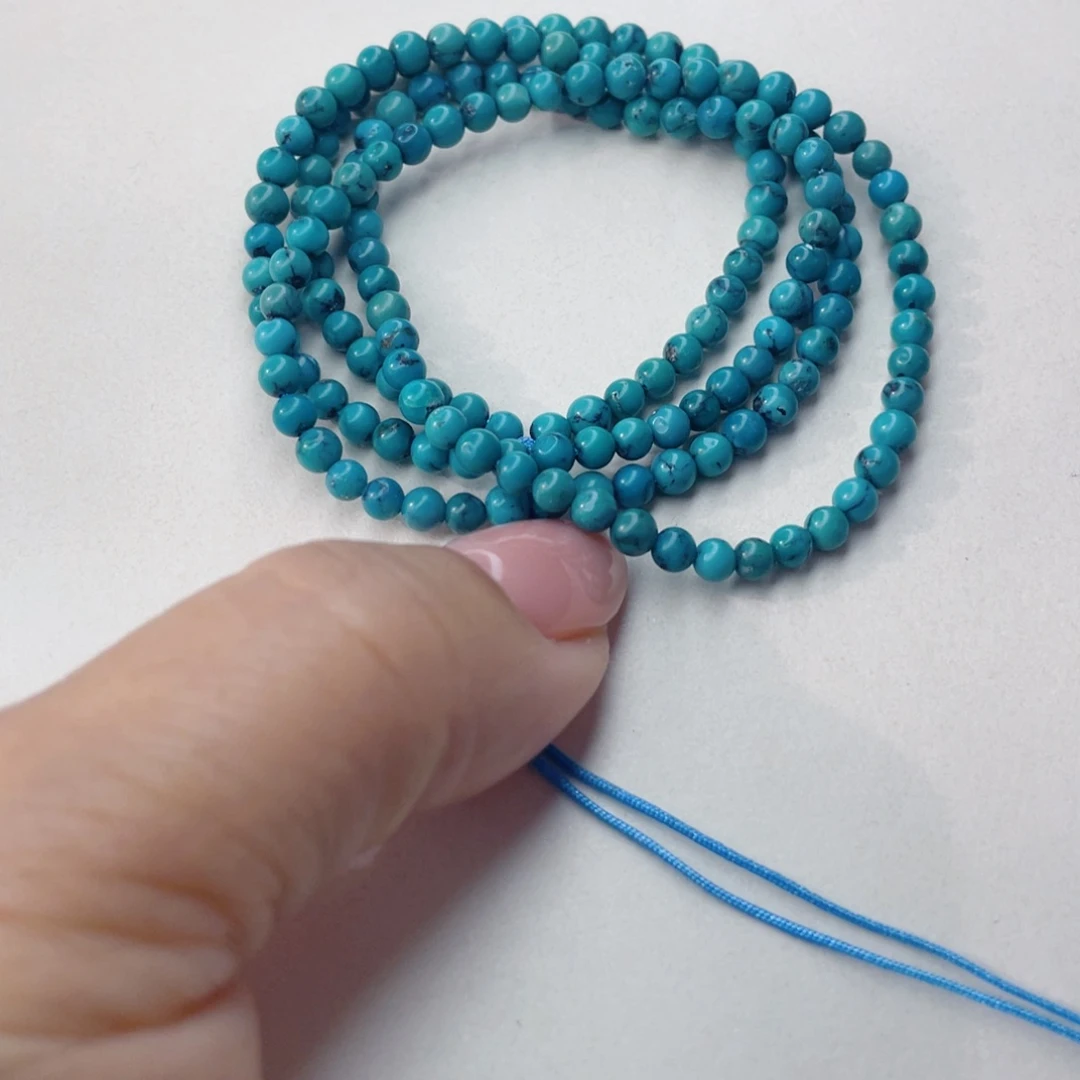 绿松石未镶嵌颈饰