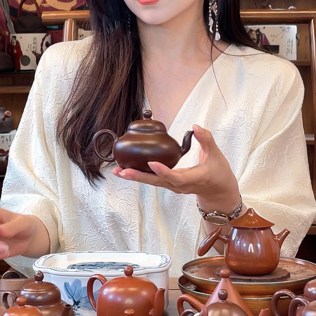 茶壶段泥华*罗…………………..