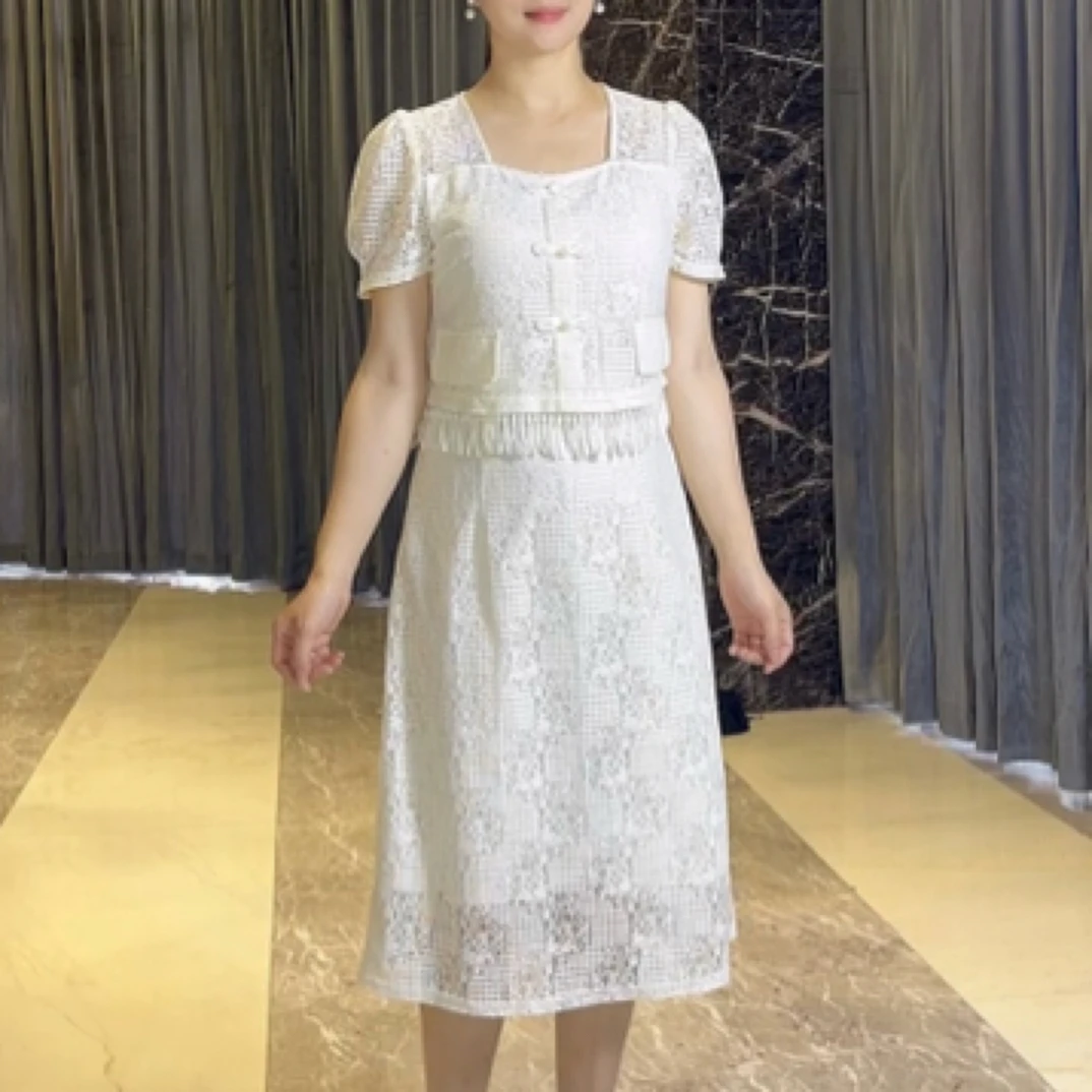 211奈妍夏季新款法式蕾丝假两件方领连衣裙