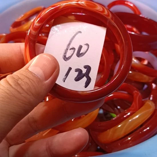 玛瑙/玉髓未镶嵌手镯