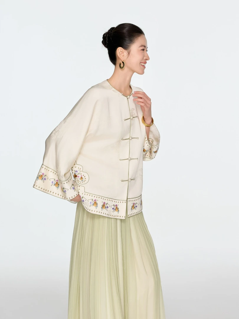 初见十三娘『山间晨雾』新中式国风手工高定圆领长袖日常春夏款上衣