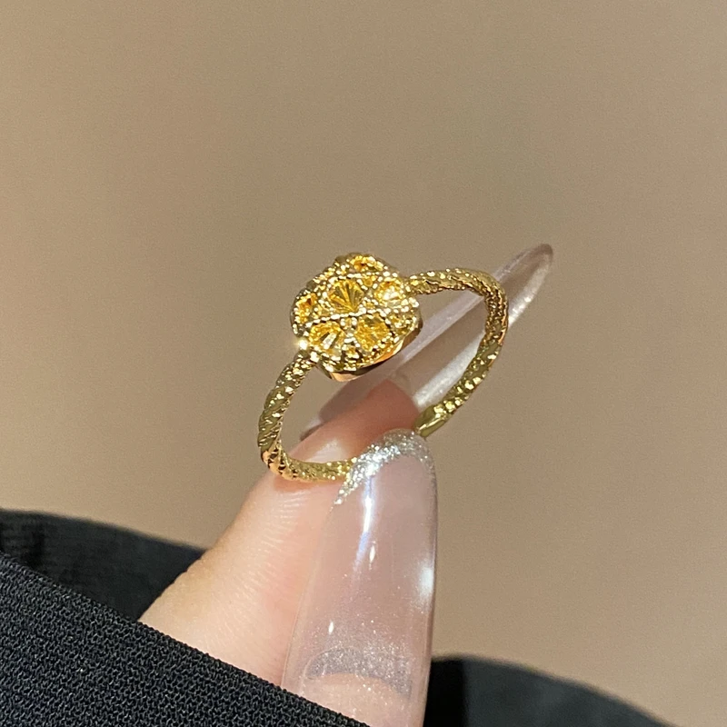 镀K金  简约大气时尚轻奢高级镂空金球戒指A3602