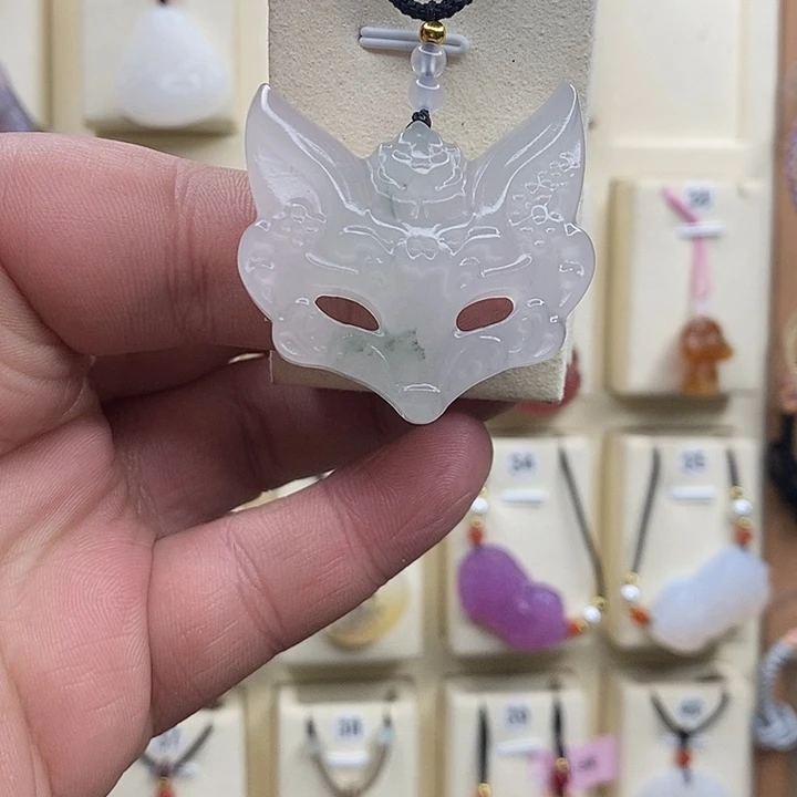 石英质玉颈饰未镶嵌y*