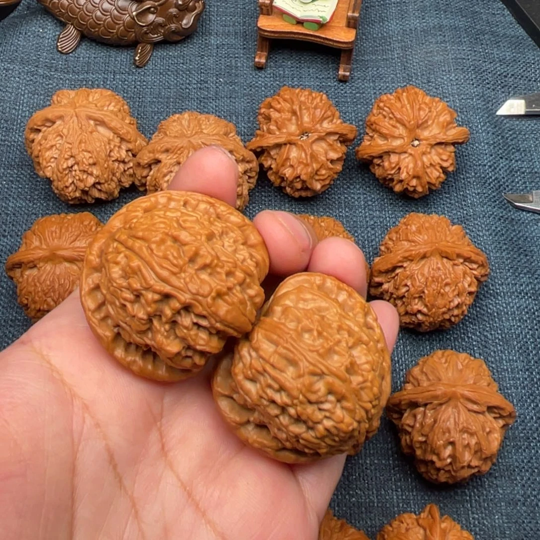 渡***风把件文玩核桃39白狮子全品