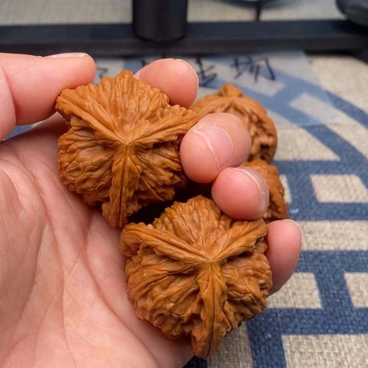 吊坠文玩核桃K****S三棱