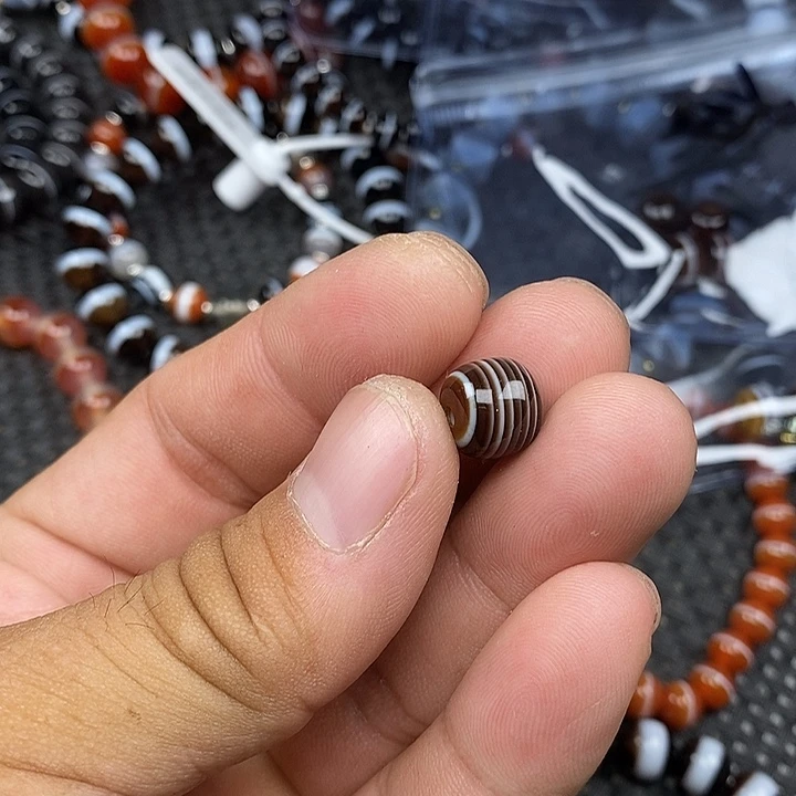 春***曦玛瑙/玉髓手链未镶嵌