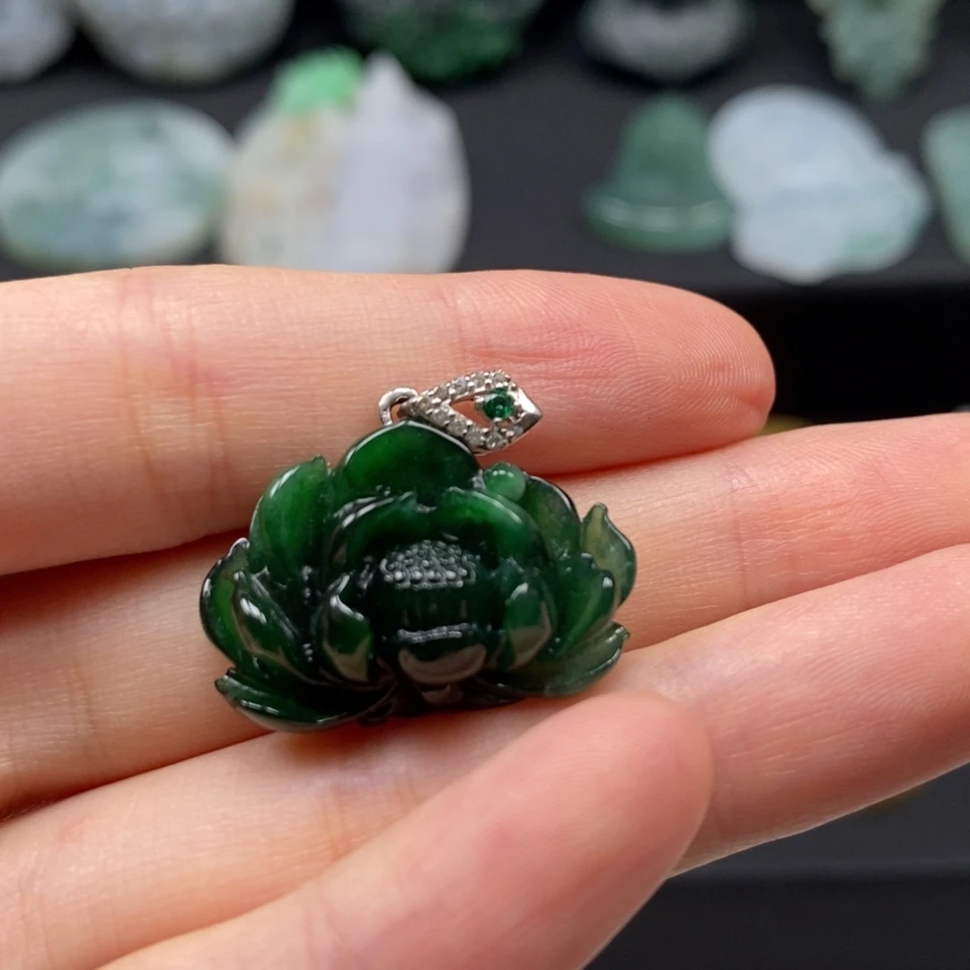 定制翡翠未镶嵌翡翠