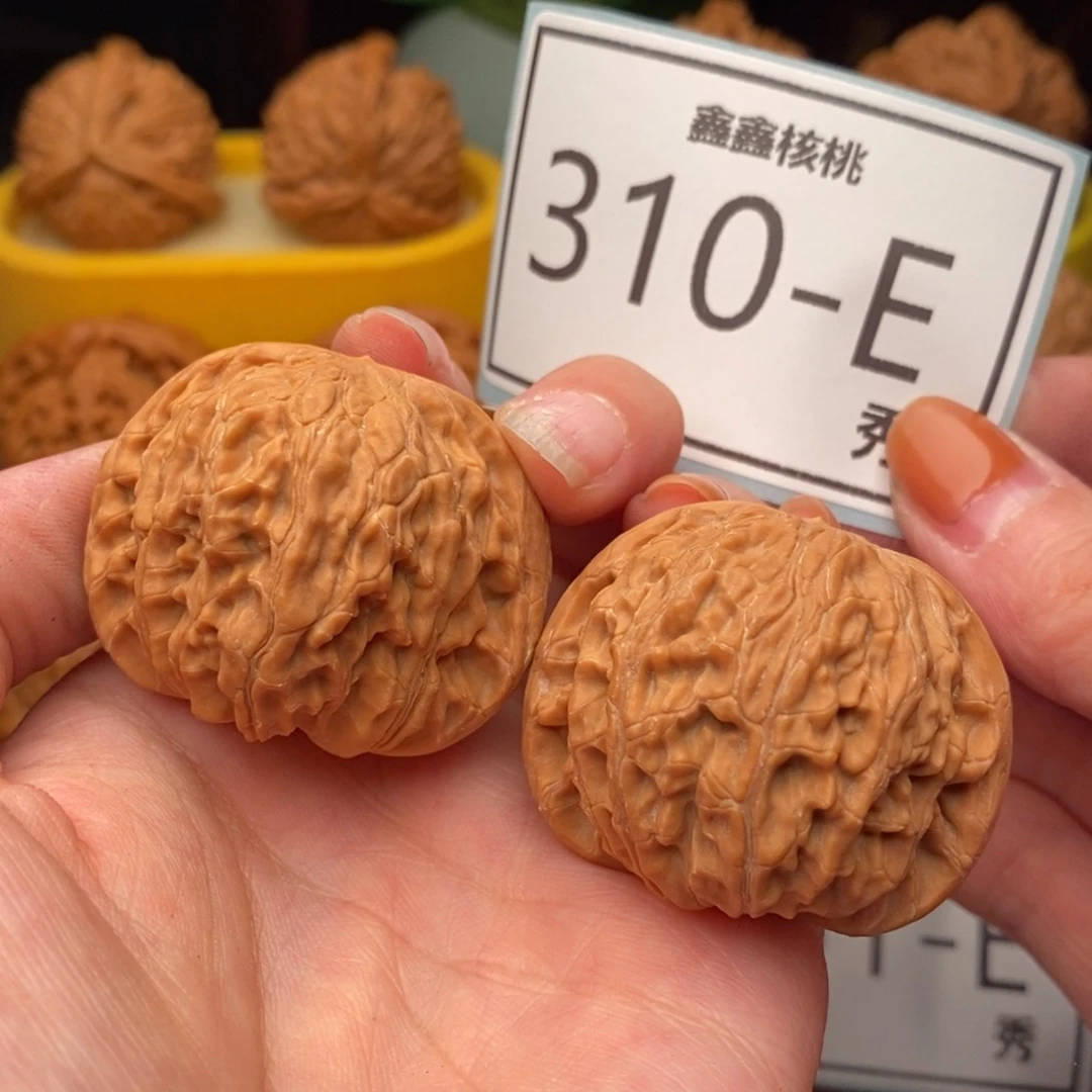 文玩核桃把件正磨40