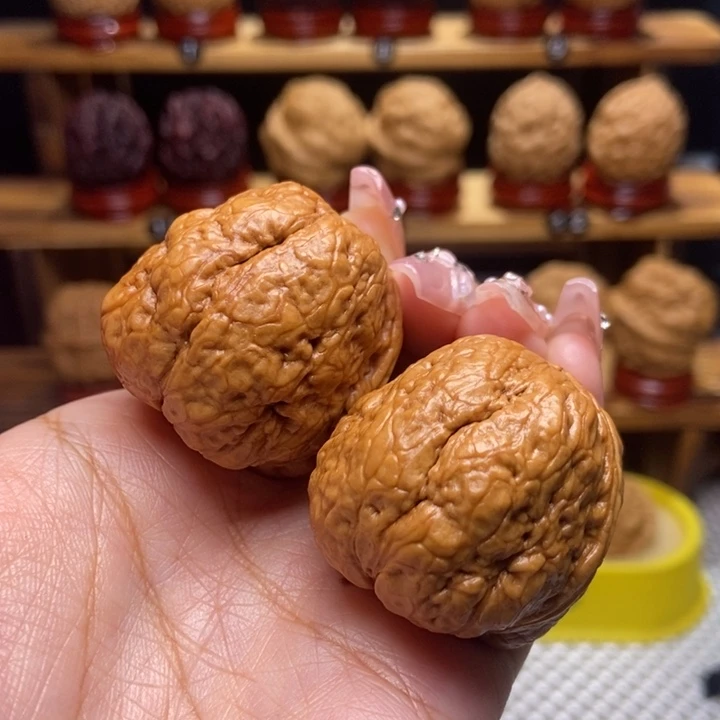 文玩核桃吊坠平头43