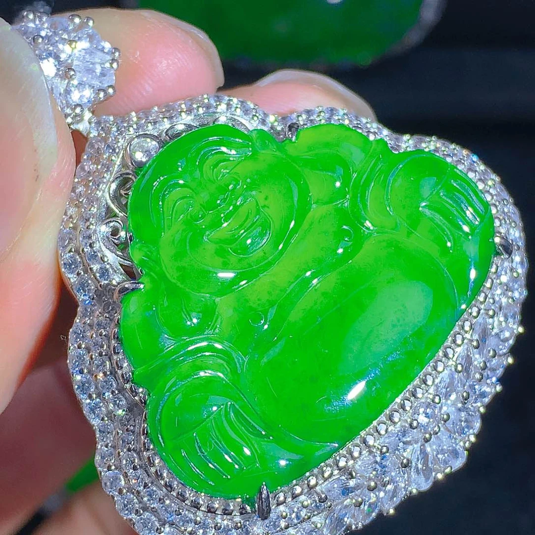 翡翠颈饰银S925镶嵌吊坠