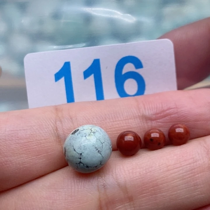 南红玛瑙未镶嵌珠宝奇石