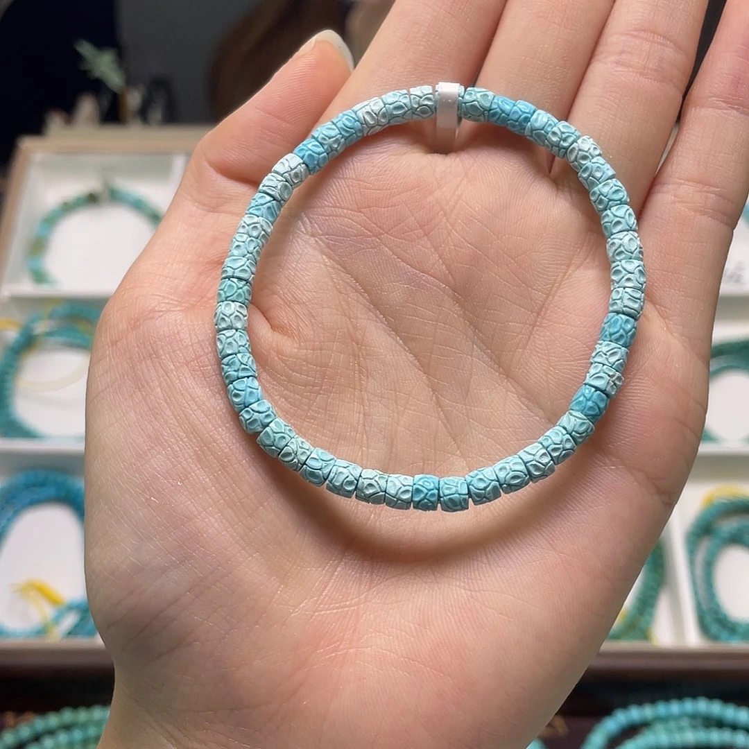 绿松石未镶嵌珠宝奇石14