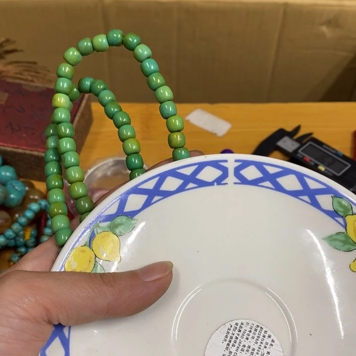 瓷q****风中古工艺品一件