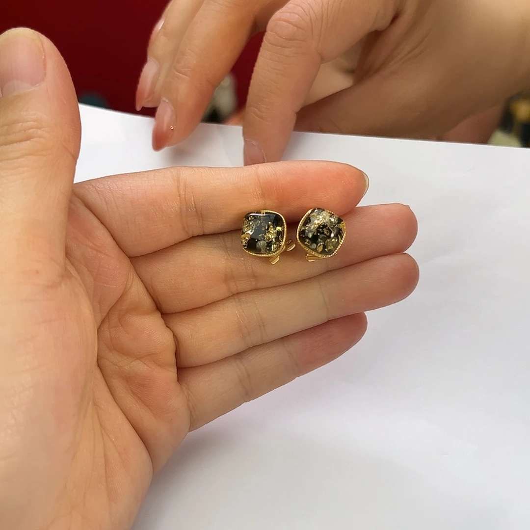 琥珀颈饰未镶嵌耳坠