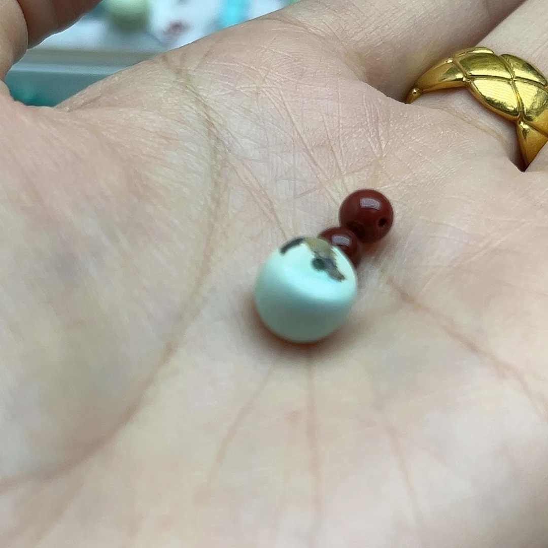 南红玛瑙未镶嵌珠宝奇石