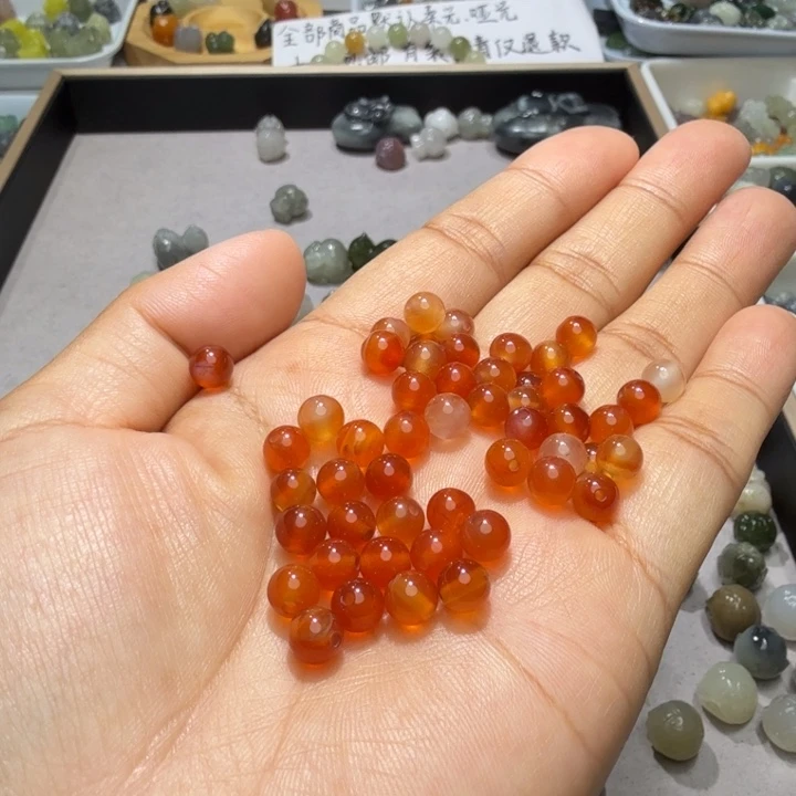 未镶嵌和田玉珠宝半成品卡六50颗