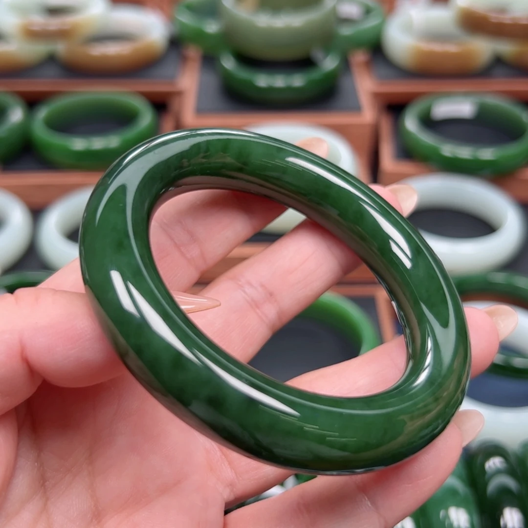 未镶嵌手镯和田玉（碧玉）5758圈口