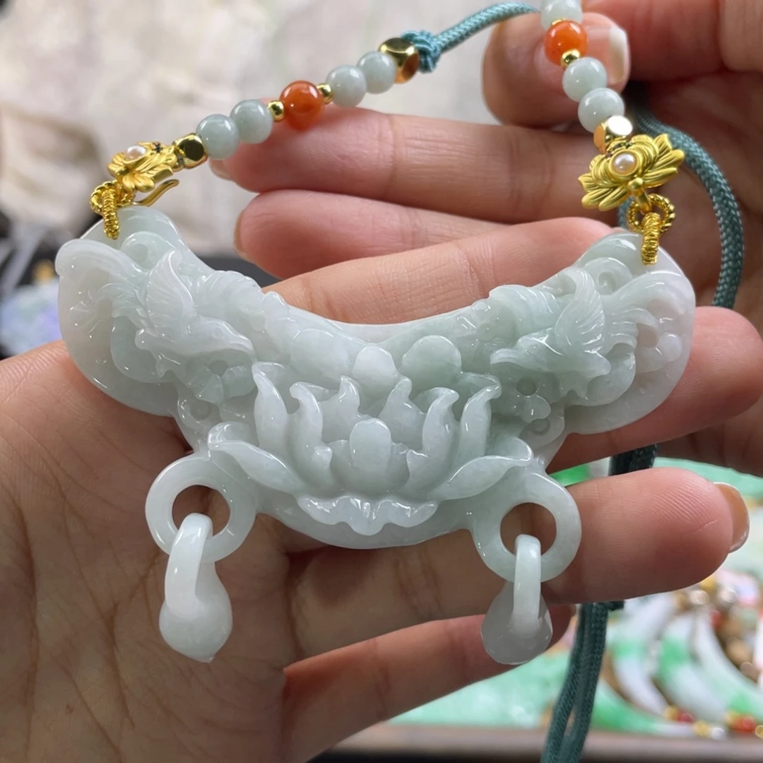 翡翠未镶嵌颈饰代编织
