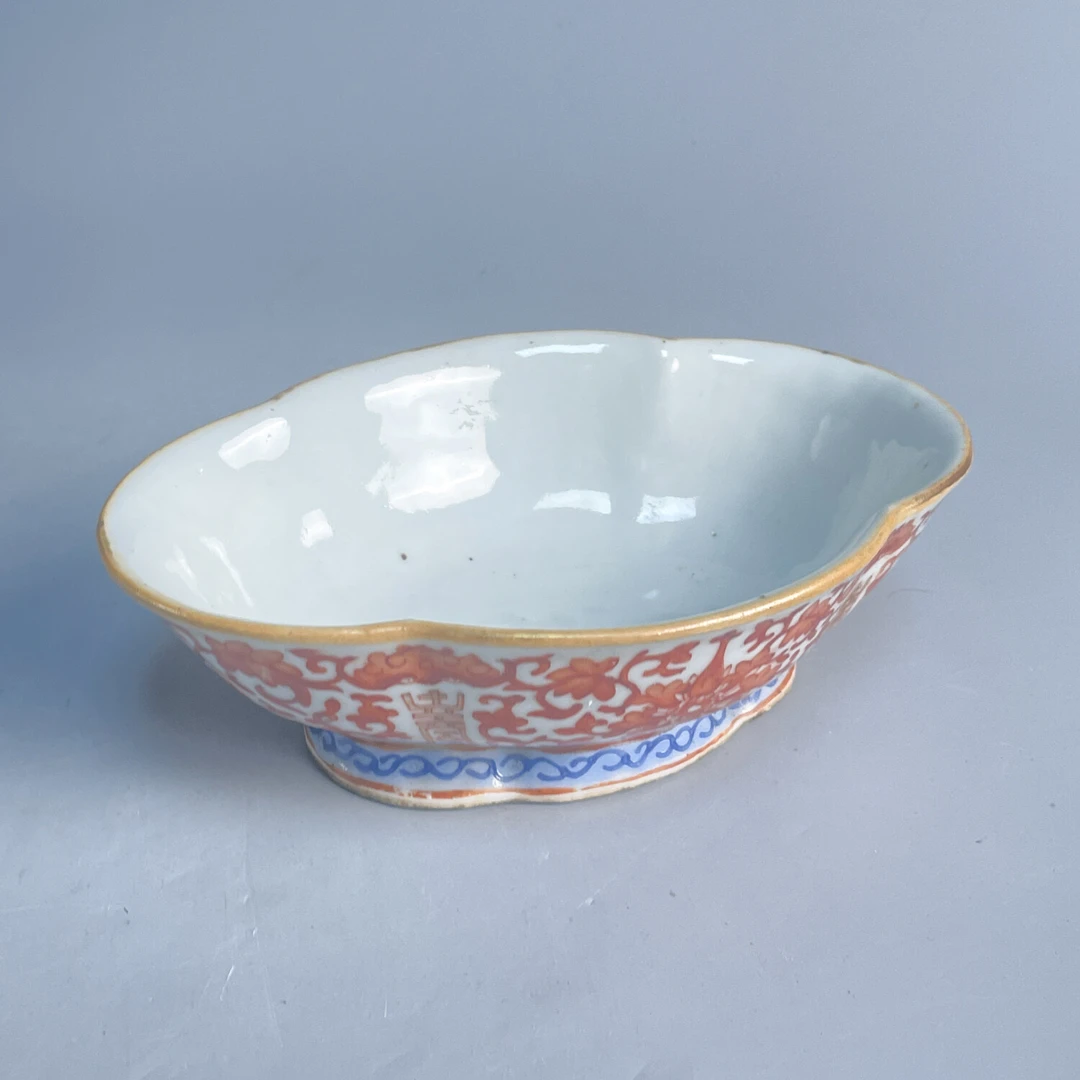M25IS00B388 - 清同治矾红缠枝宝相花福寿纹供盘2