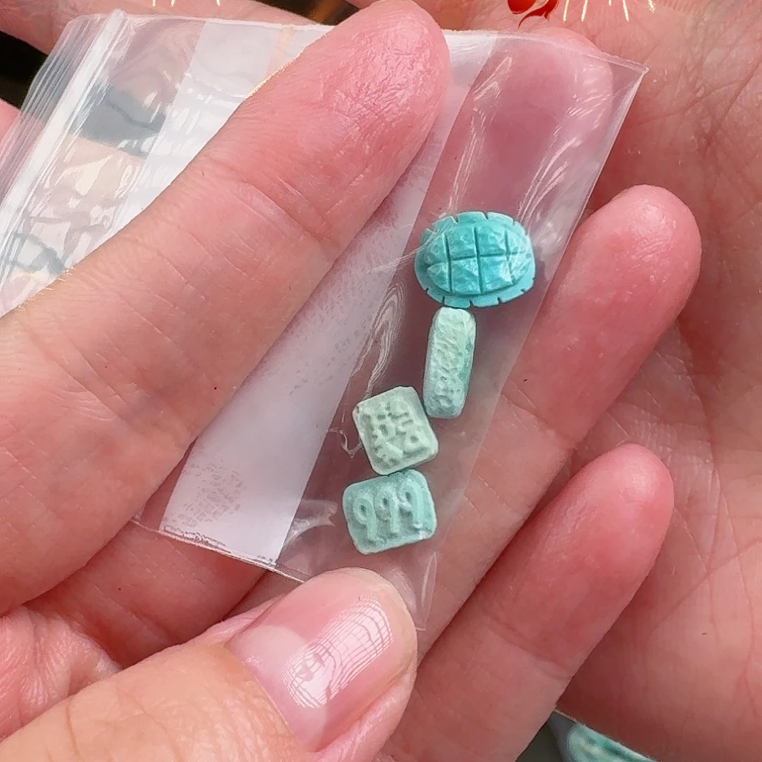 绿松石珠宝奇石未镶嵌