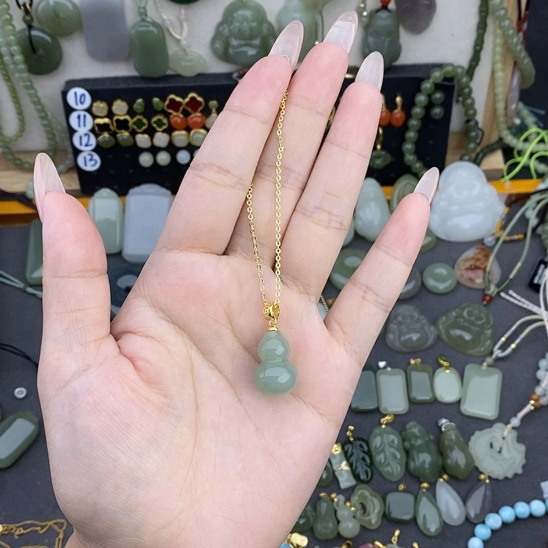 和田玉银S925镶嵌吊坠(赠链)