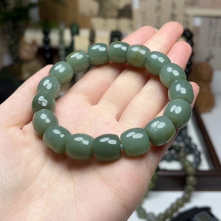 和田玉未镶嵌手串