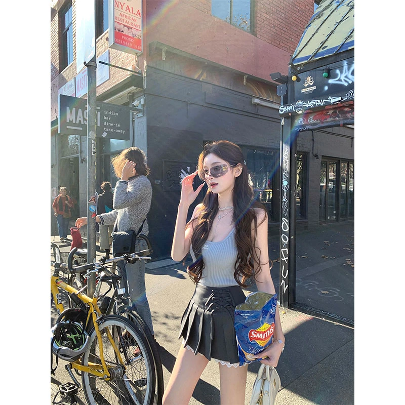 高级感ins纯欲辣妹性感针织吊带上衣女 高腰时尚百褶半身裙两件套