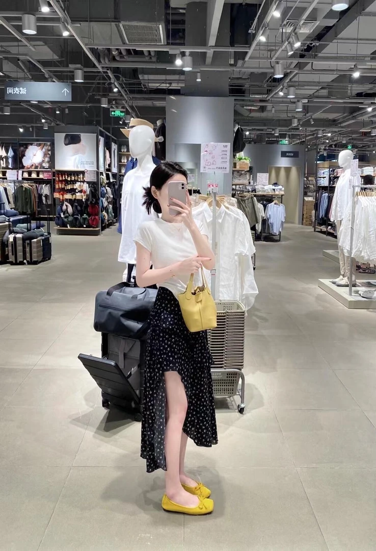 2025夏季新款韩系简约正肩短袖t恤百搭高腰显瘦不规则碎花半身裙