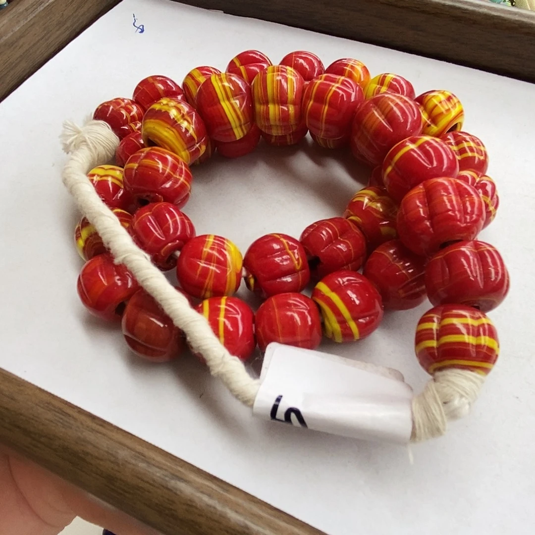 琉璃颈饰尼泊尔红色瓜珠