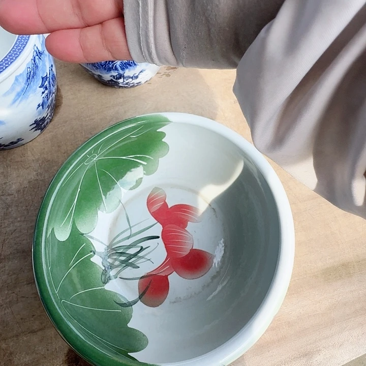 瓷片直径32，高15。。。