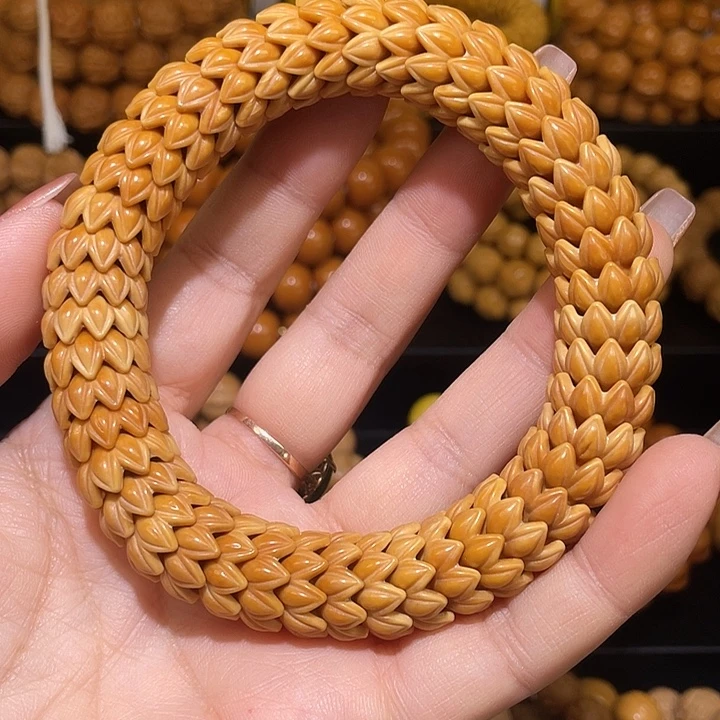 手串猴头核桃猴头