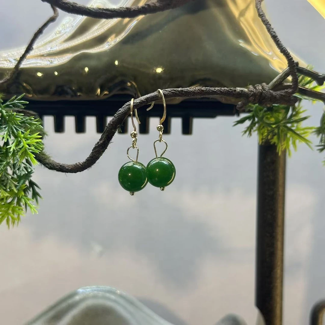 时尚百搭和田玉耳饰E52