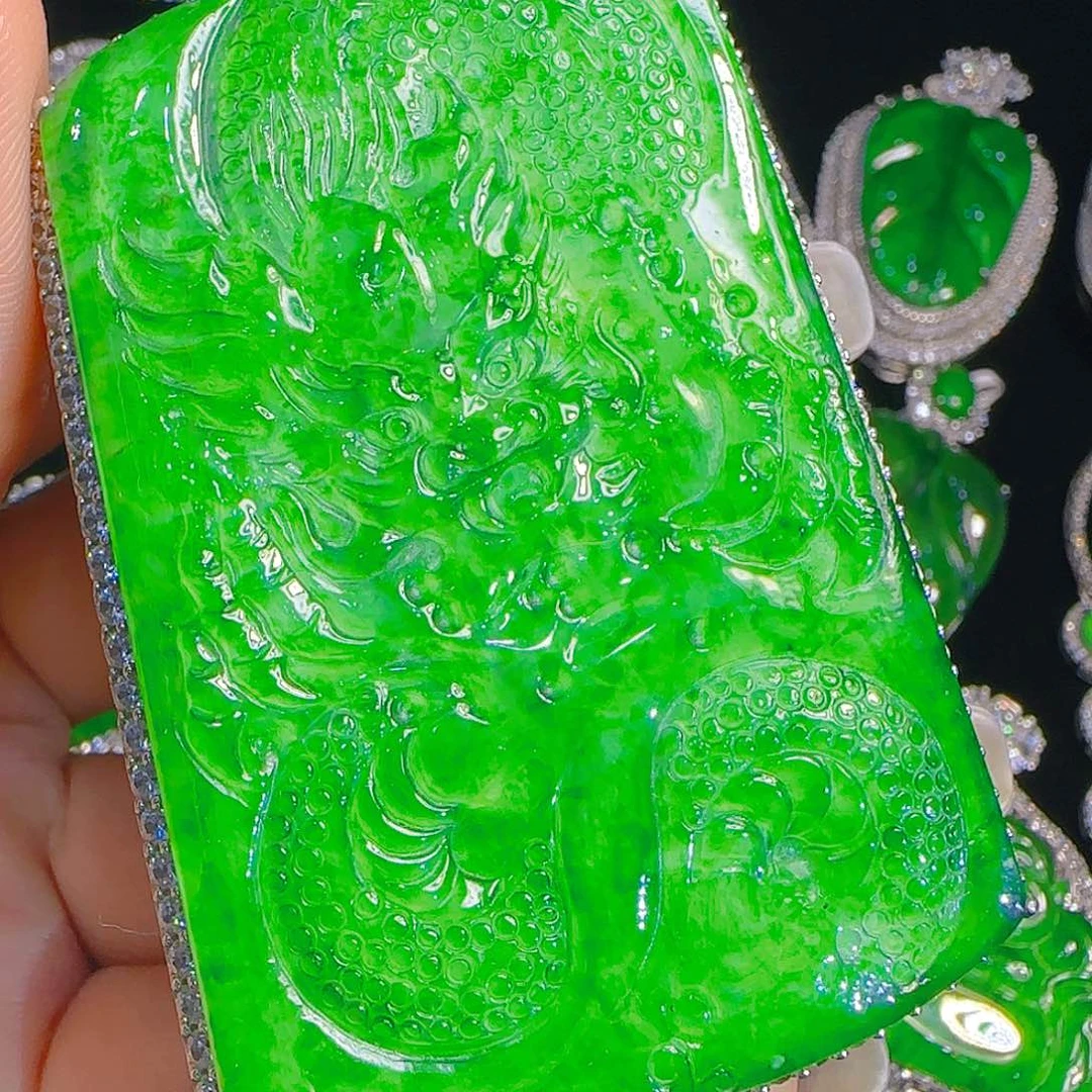 翡翠吊坠(赠链)银S925镶嵌