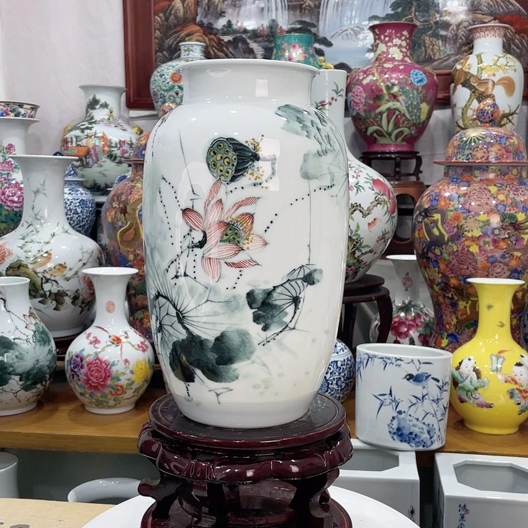 打***兽瓷片景德镇的陶瓷