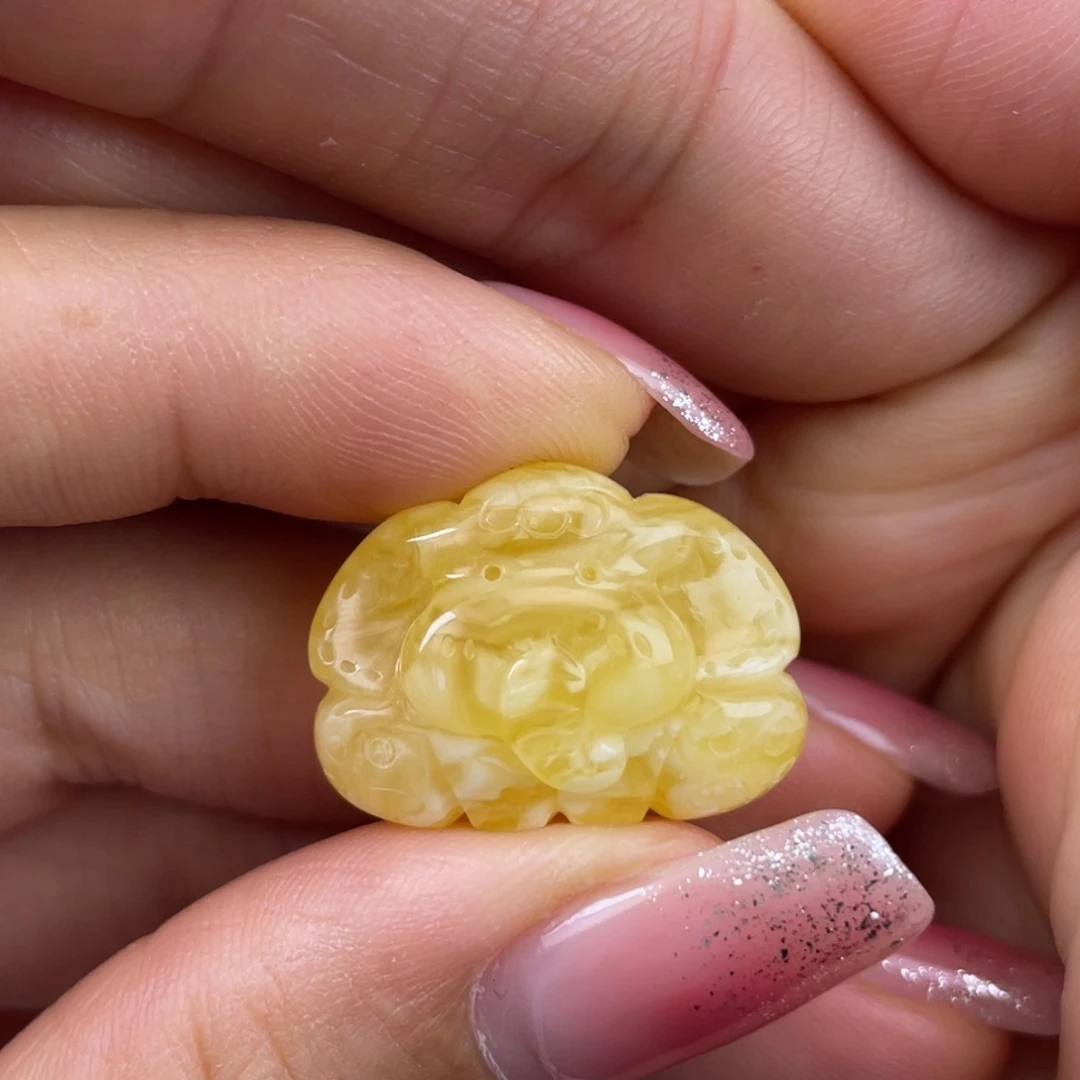 琥珀裸石未镶嵌蜜蜡