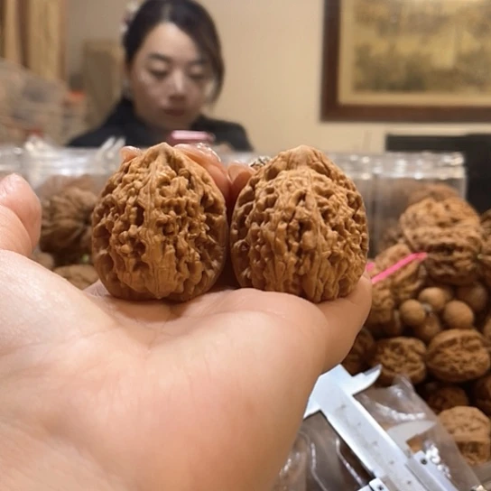 文玩核桃吊坠35蚂蚁王