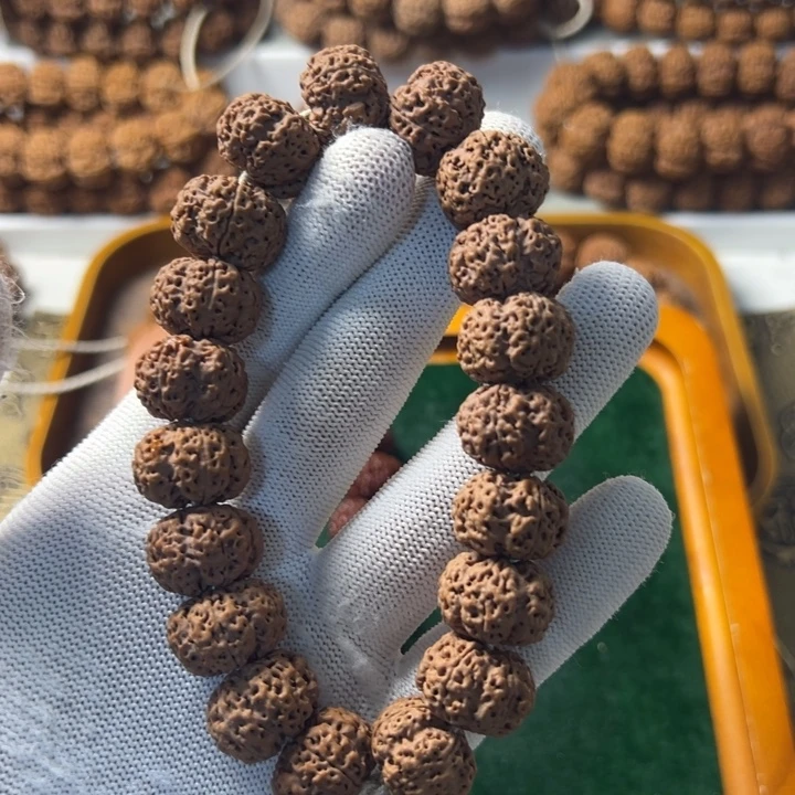 张***l金刚菩提吊坠卡18锋大金刚