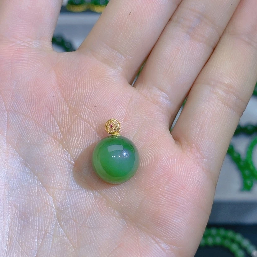 【闪购商品】和田玉（碧玉）颈饰18K金镶嵌