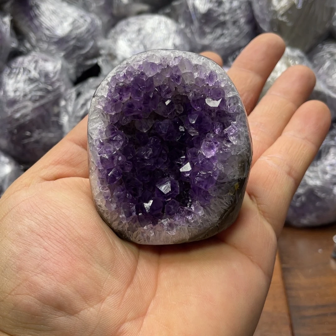 水晶大型摆件（非配饰）未镶嵌