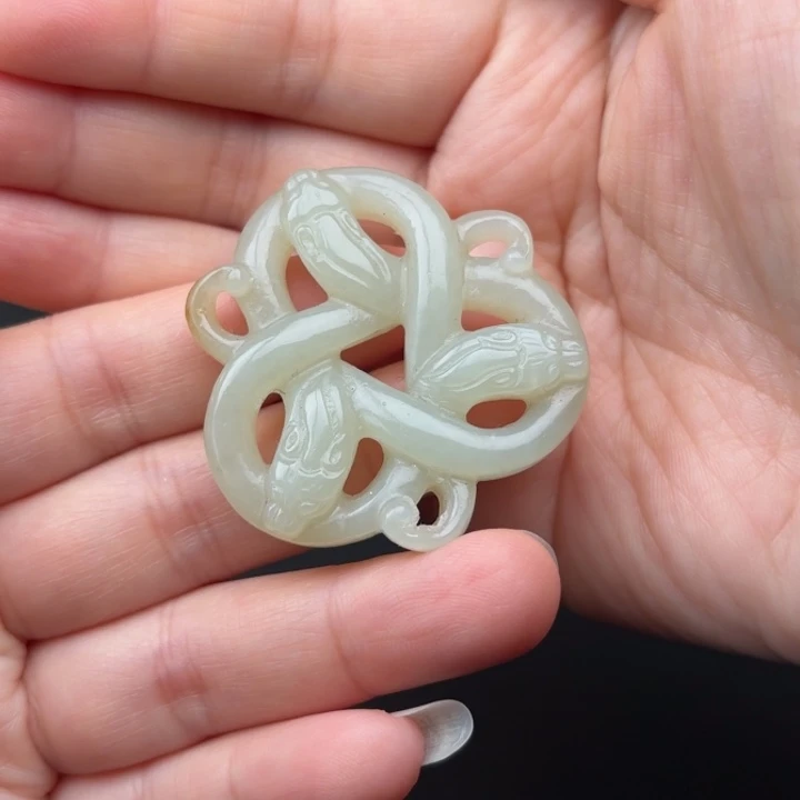 未镶嵌和田玉挂件