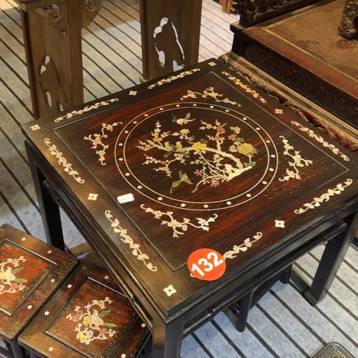 得***！木檀木檀木一桌4凳