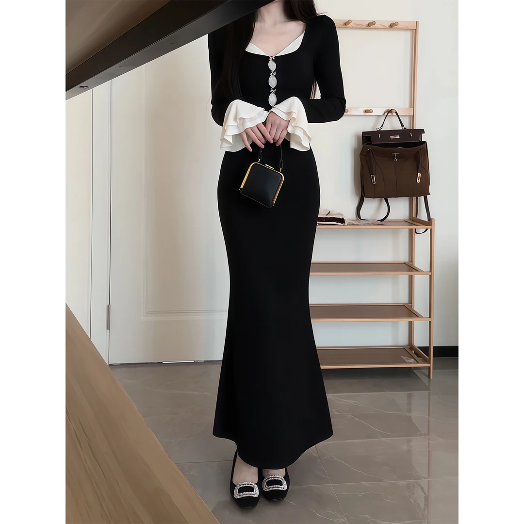 纯欲辣妹U领假两件长袖连衣裙女早秋新款收腰显瘦蕾丝拼接包臀裙