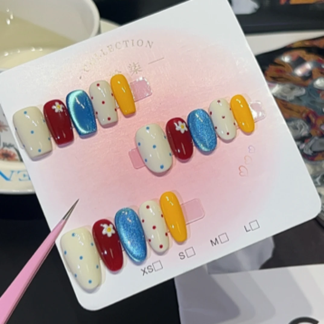 「夏日氛围」-拾柒家手工穿戴甲 夏季彩色波点小花多巴胺显白高级