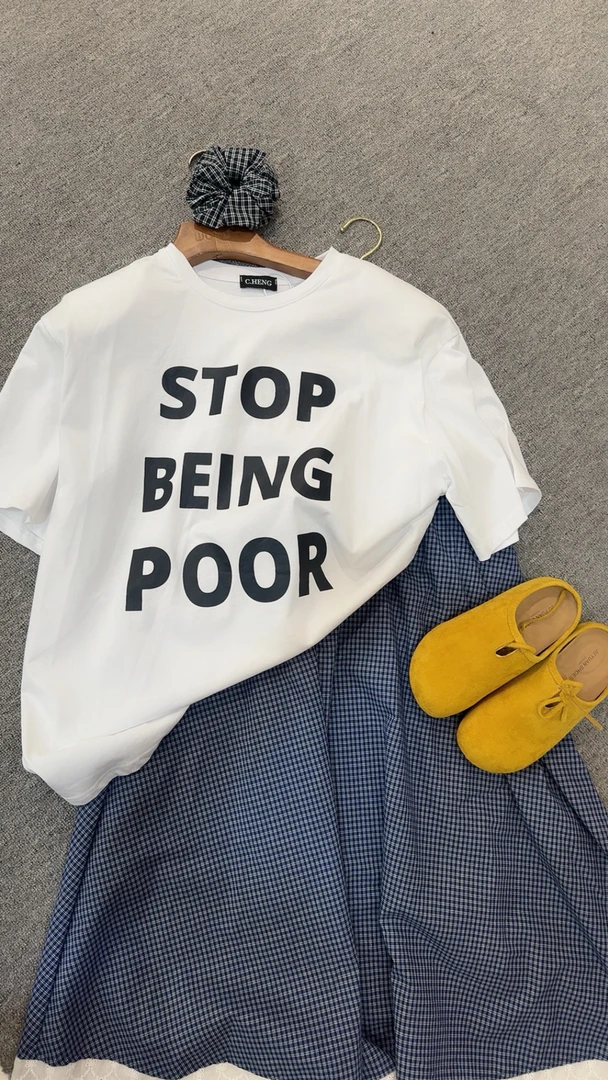 T恤常规款休闲印花卡通圆领简约插肩袖可爱风短袖