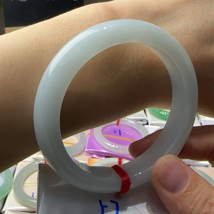 未镶嵌手镯翡翠翡翠手镯